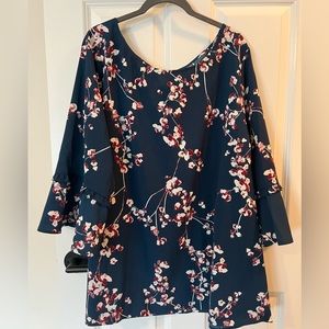 Blue blouse with flowers